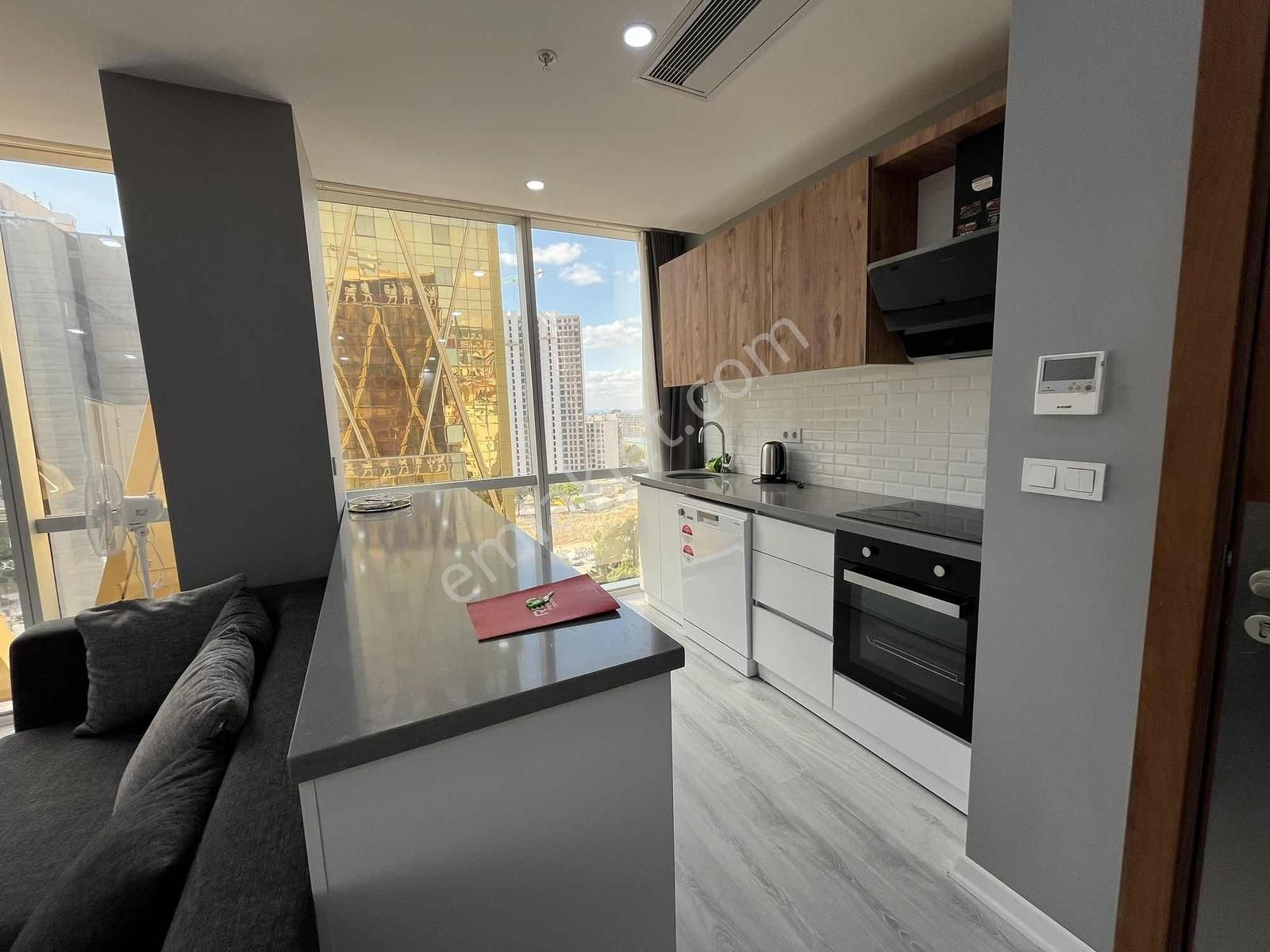 Vazo Kule Deniz Manzaralı 5 Yıldızlı Otel Konforunda - Görsel 4