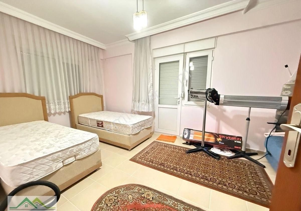 Seferihisar Ürkmez Merkez’de Satılık 2 + 1 80m2 Masrafsız Daire - Görsel 3