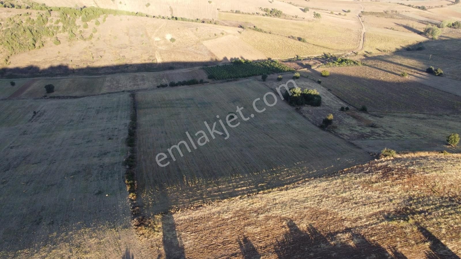 Karataş'tan Tam 33.000 M2 Şehire Yakın Yolu Olan Kupon Arazi - Görsel 15