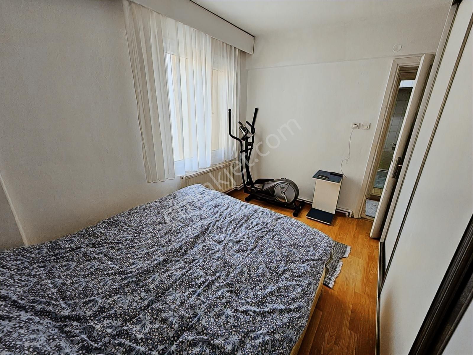 Kocamustafapaşa 120mk 3+1 Balkonlu Ön Cephe1.ara Kat 5.000.000tl - Görsel 28