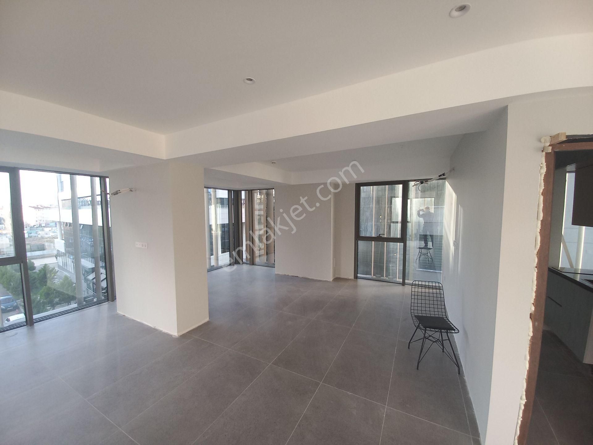 Anadolu Adliyesi,hastaneye,metroya Yakın, Kdv Avantajlı Kiralık - Görsel 3
