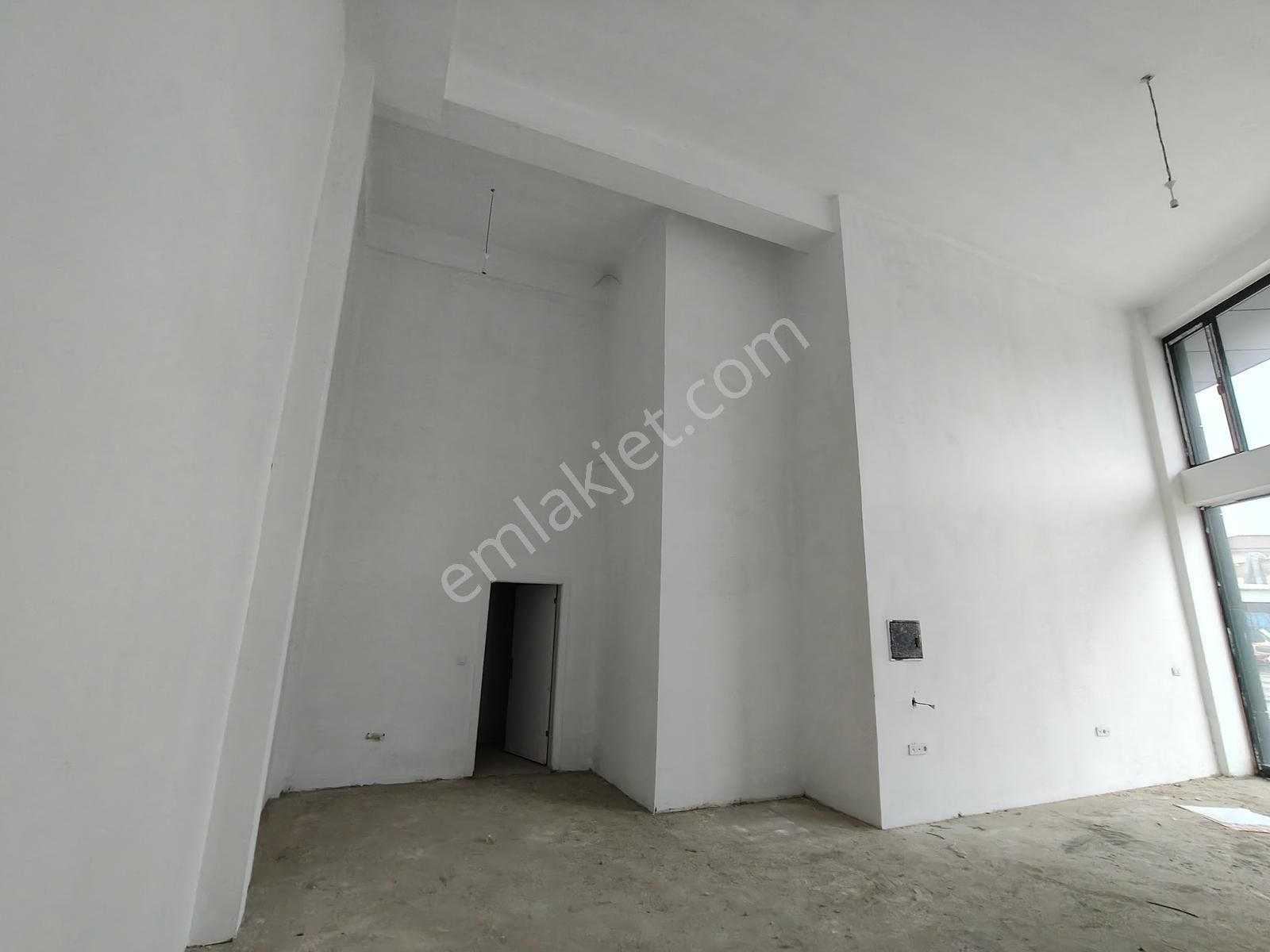 Sincan Sanayi'de,40m2+ön Cephe 160m2,sıfır,iskanlı,9 Mt Cephe,wc - Görsel 6