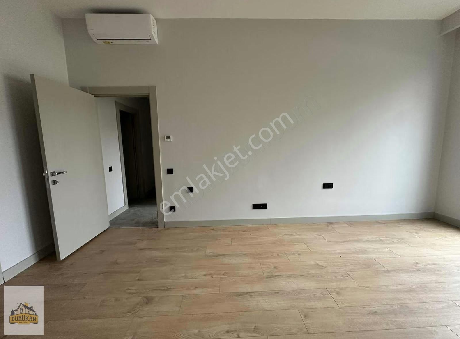Emlak Konut Çınarköy " 4+1 Kiralık Daire 2 Balkonlu " - Görsel 30