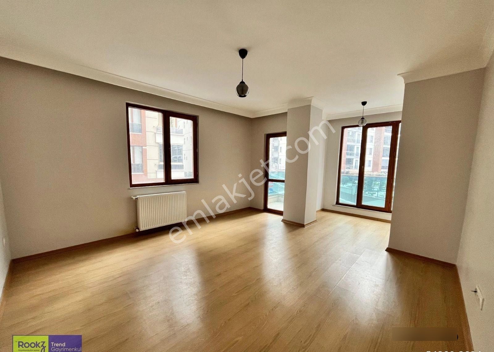 Çekmeköy Taşdelen Mh. Siteler Bölgesi 3+1 Boş Satılık Daire