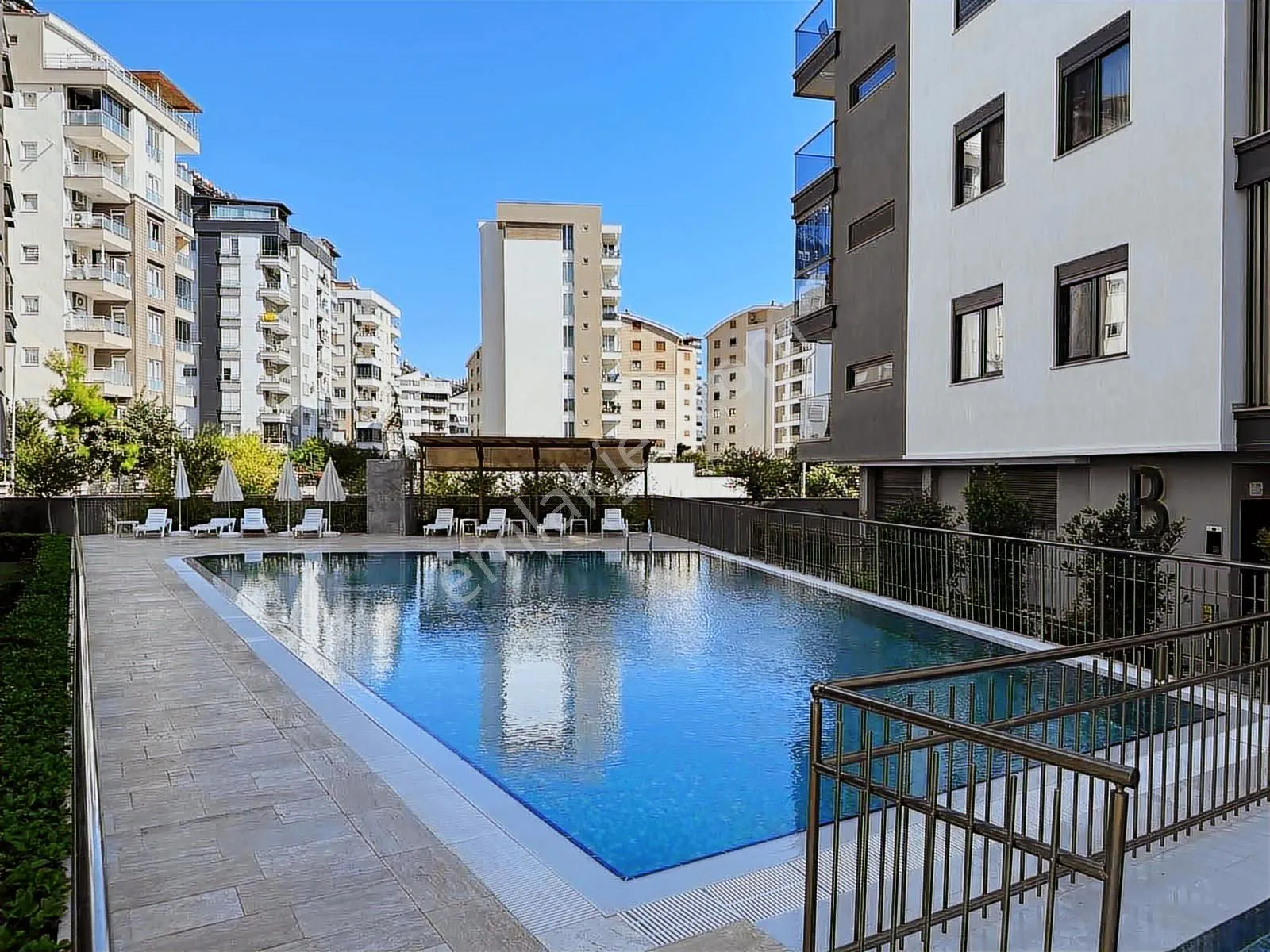 Oncalı Da 2+1 Eşyalı Lüks Kiralik Daire