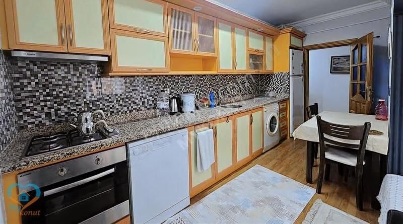 Mykonut'tan Seydikemer Devlet Hastanesi Karşısı 1 + 1 Eşyalı