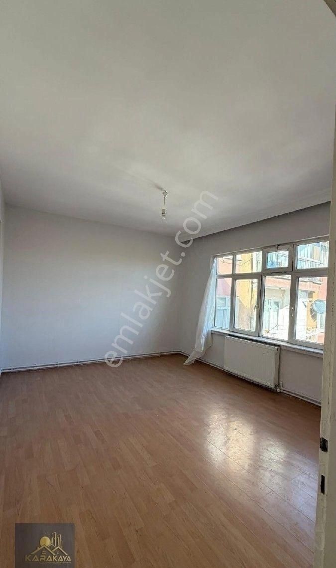 Karakaya Emlak'tan Çarşıda Kiralık Daire - Görsel 12