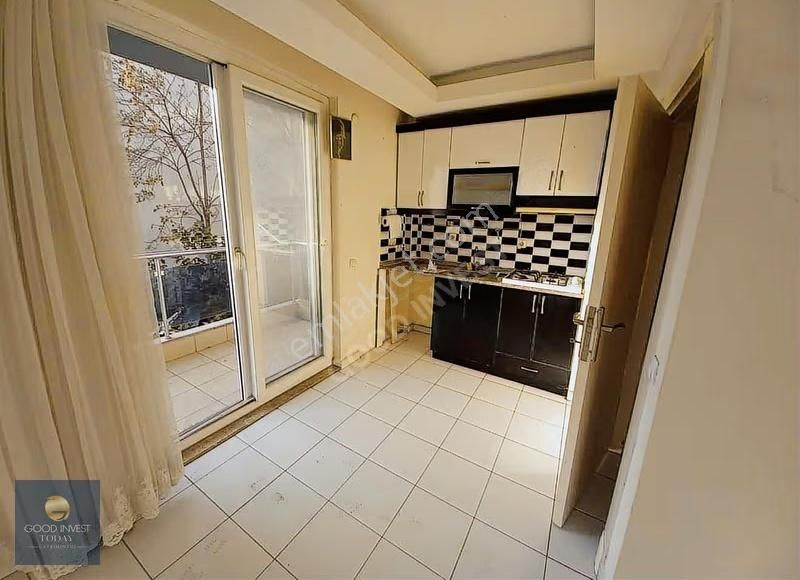 Meydankavağı'nda Harika Konumda 2+1 Boş Kiralık Daire .. - Görsel 2