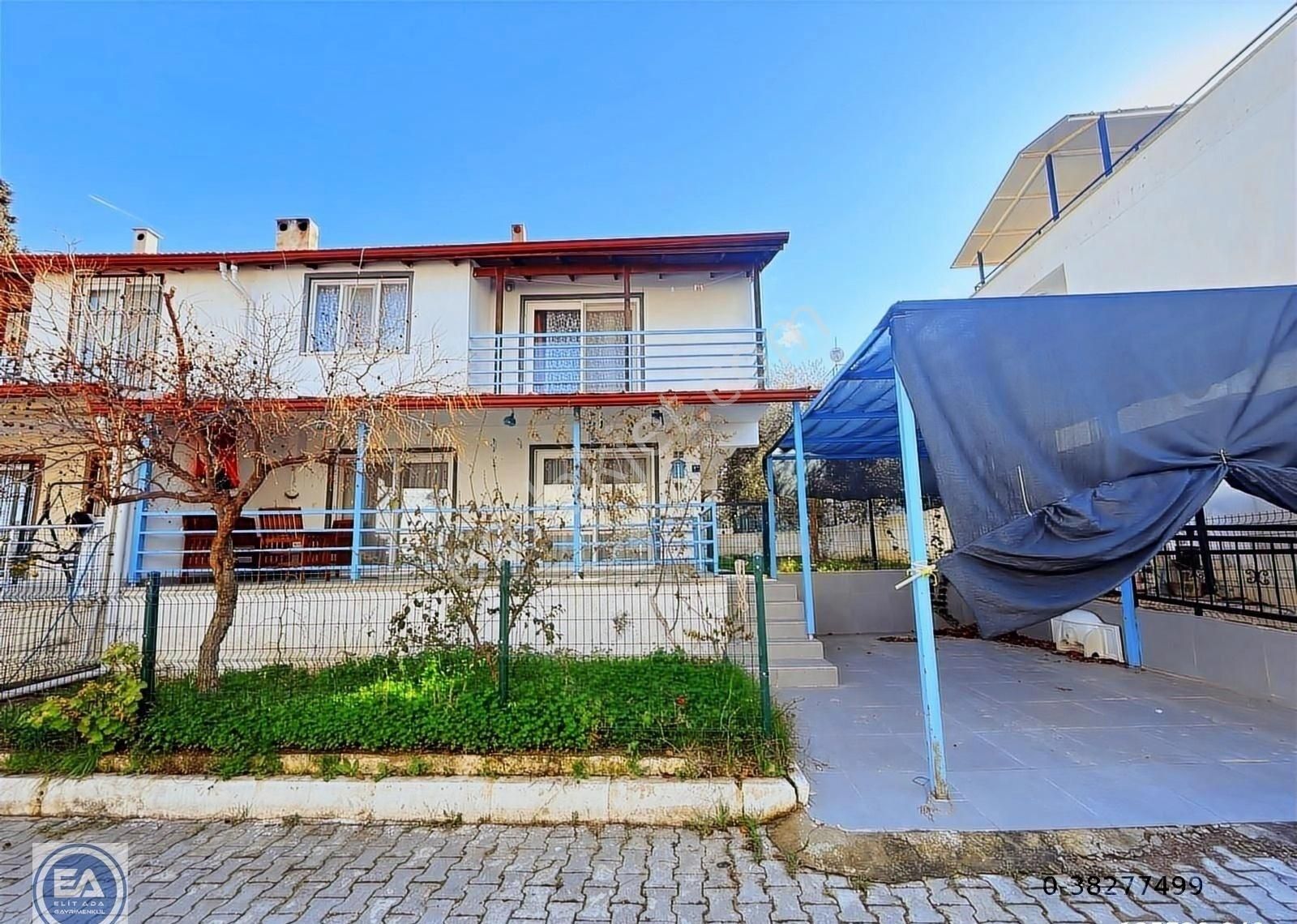 Kuşadası'nda Acil Satılık Büyük Bahçeli Yazlık - Görsel 11