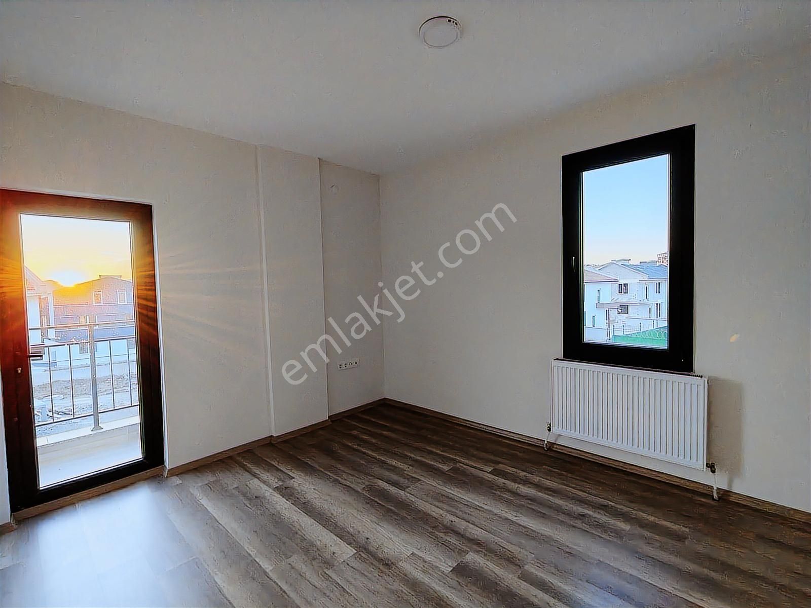 5+1 İskanlı Villa,full Yapılı,376m2 Arsalı,kombi,şömine,alcı Mh - Görsel 5