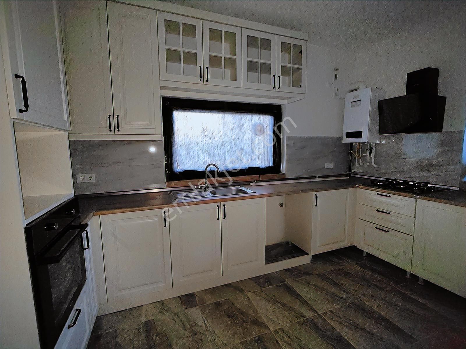 5+1 İskanlı Villa,full Yapılı,376m2 Arsalı,kombi,şömine,alcı Mh - Görsel 7