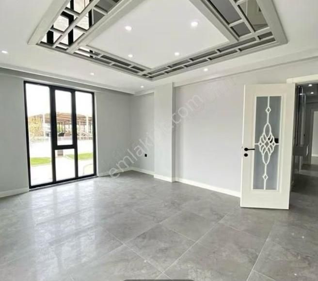 Tekden Hastanesi Yakını 3+1 Ebeveyn Banyolu Satılık Daire