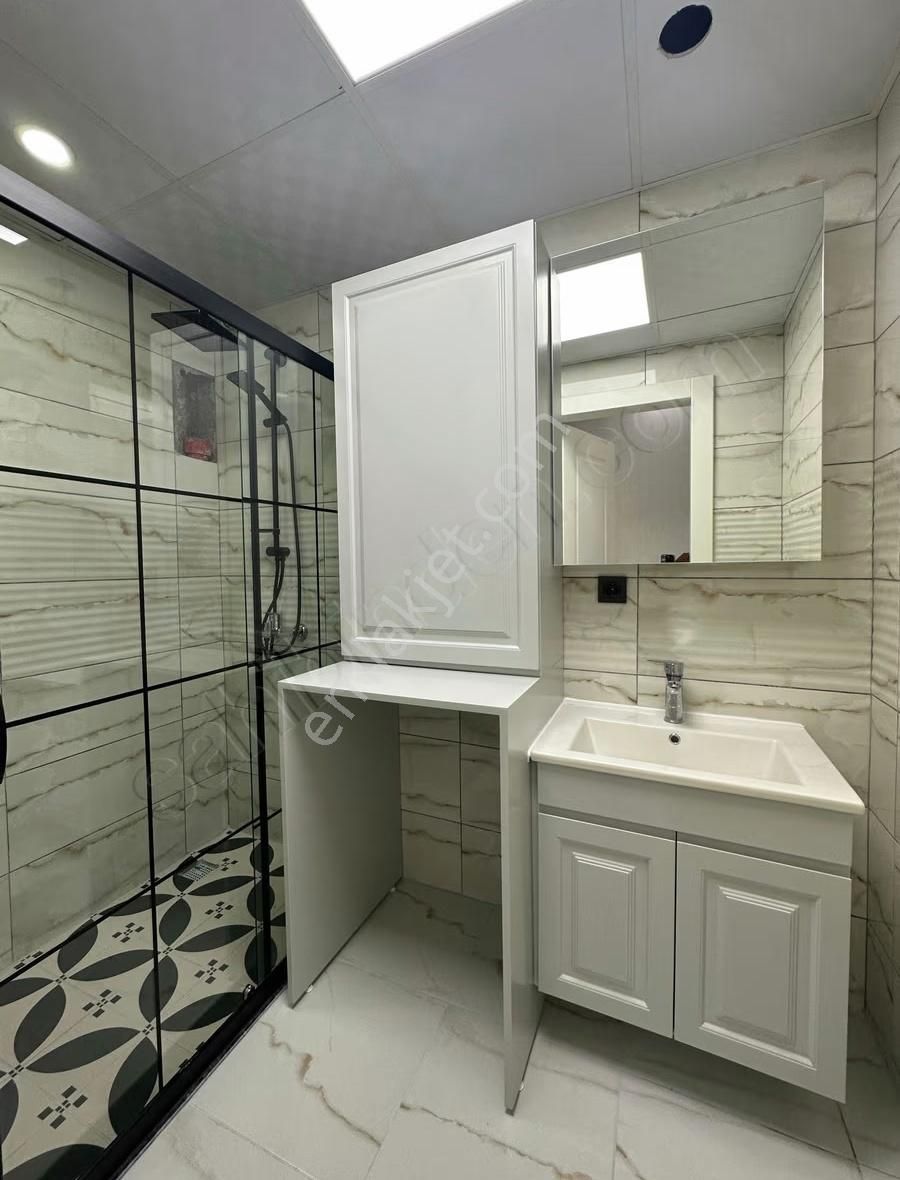 Tekden Hastanesi Yakını 3+1 Ebeveyn Banyolu Satılık Daire - Görsel 17