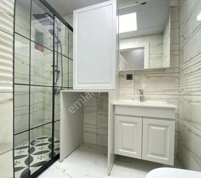 Tekden Hastanesi Yakını 3+1 Ebeveyn Banyolu Satılık Daire - Görsel 5