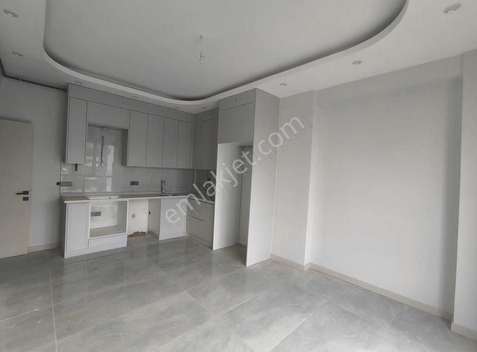 Şemikler De 2+1 Arakat Kiralık Sıfır Daire