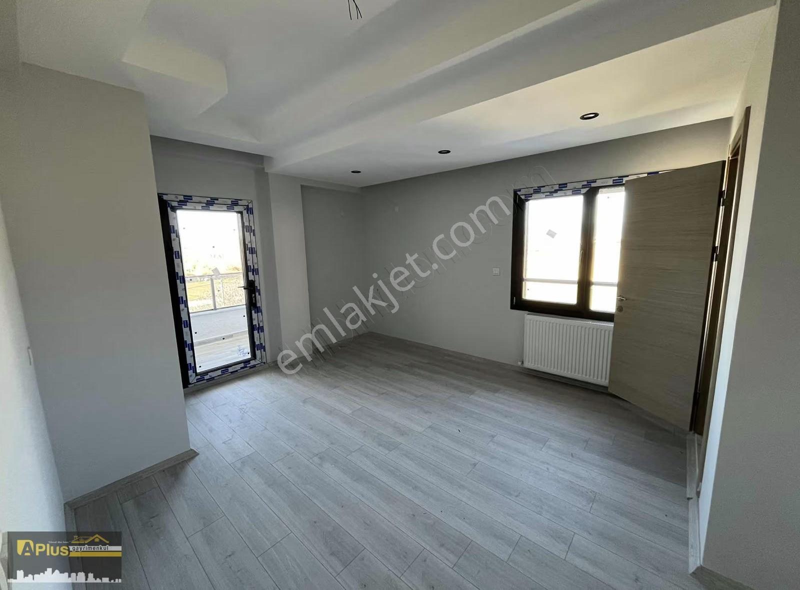 A Plus Gayrimenkulden Fen Lisesi Yani 3+1 Sıfır Satılık Daire - Görsel 4