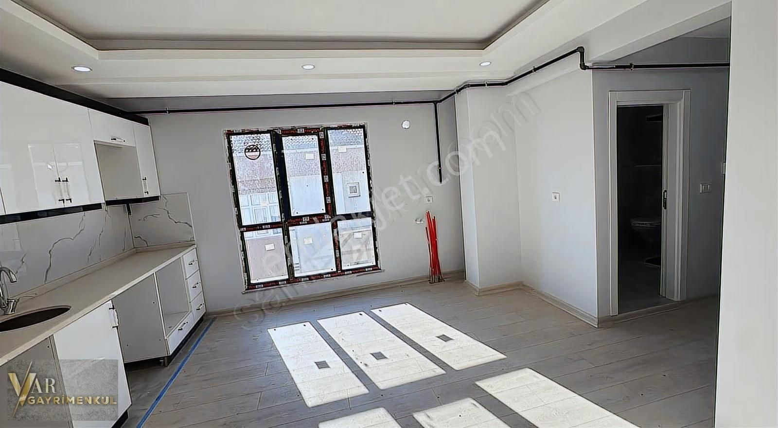 Çerkezköy Köşem Mevkiin'de 45m2 1+1 Geniş Ferah Daire - Görsel 2