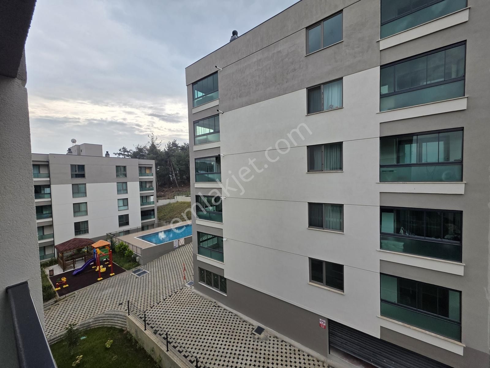 Kayapa Çamlık Karnur Özcan Life Sitesi 3+1 Ara Kat Geniş Daire - Görsel 15