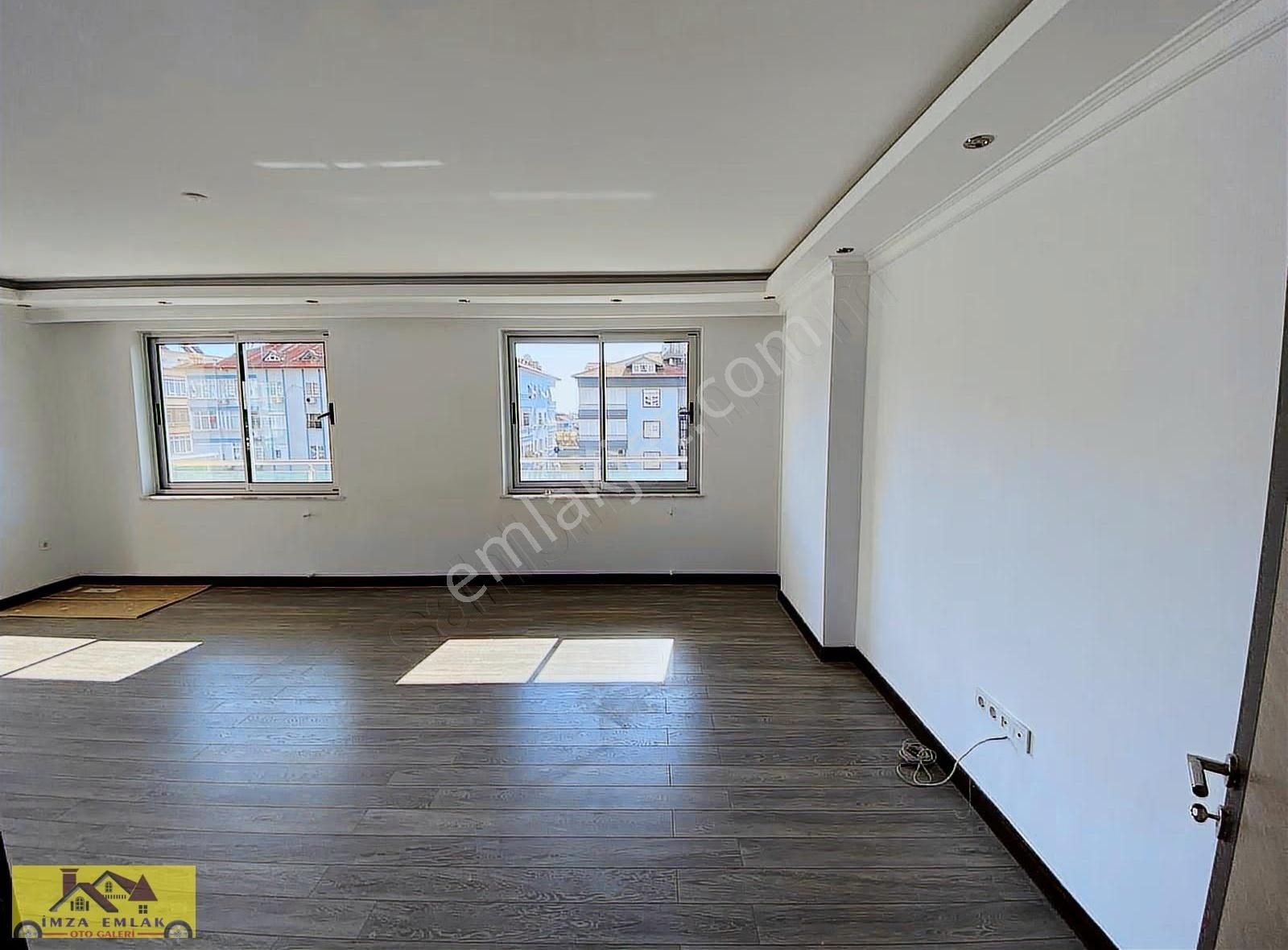 Alanya Merkezde 5 Oda 1 Salon Asansörlü., Kapalı Otoparklı - Görsel 4