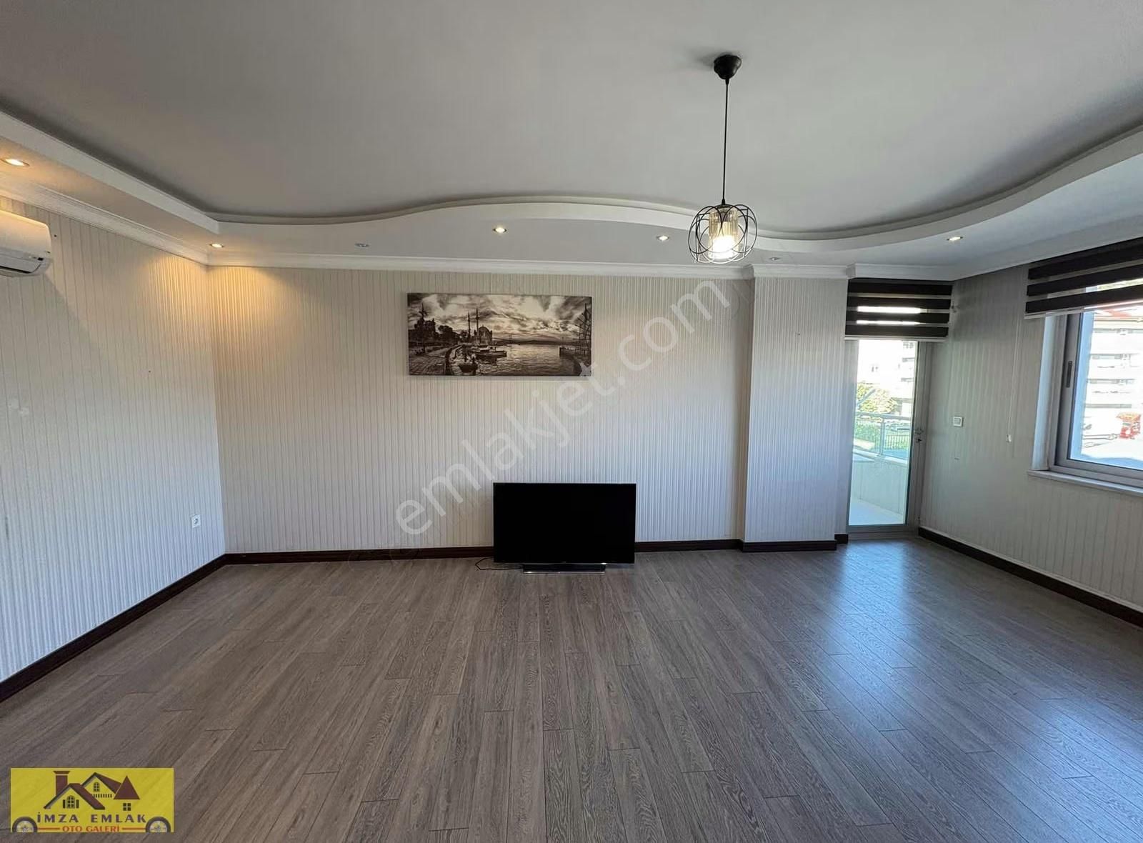 Alanya Merkezde Asansörlü, Kapalı Otoparklı Kiralık Daire - Görsel 11