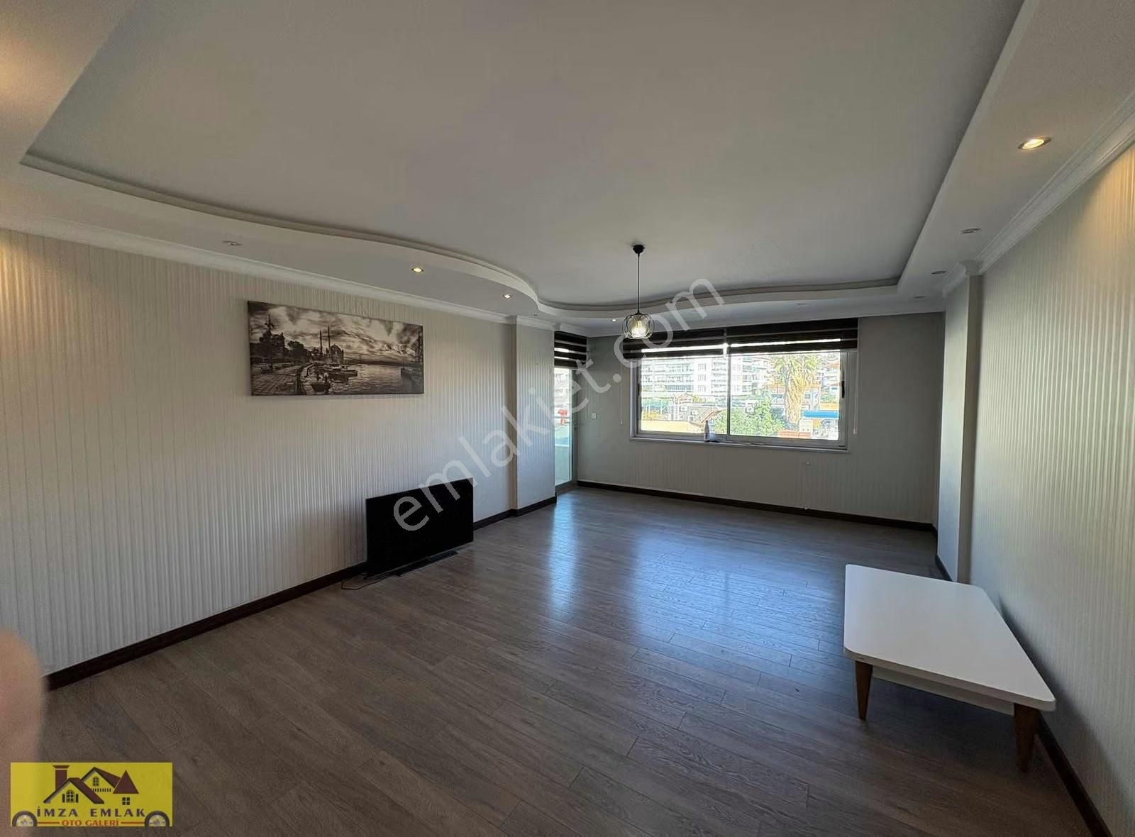 Alanya Merkezde Asansörlü, Kapalı Otoparklı Kiralık Daire - Görsel 32