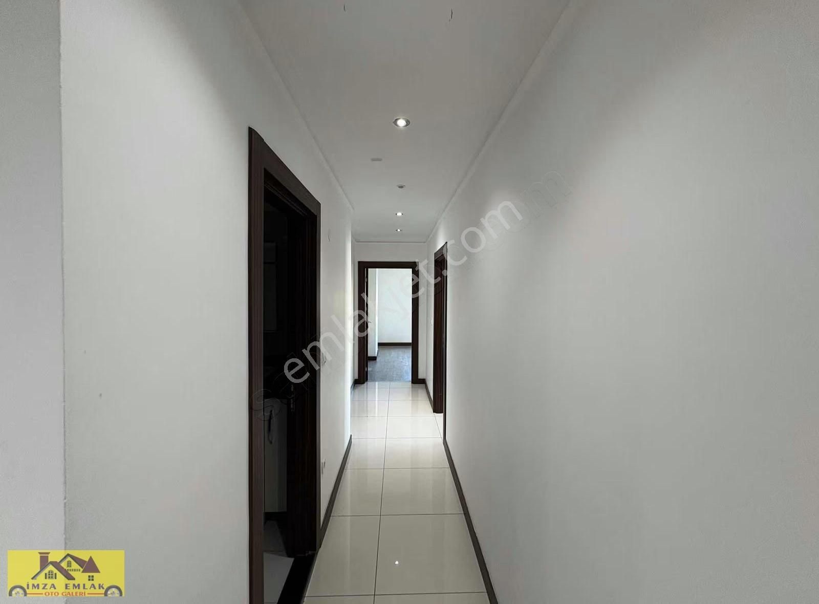 Alanya Merkezde Asansörlü, Kapalı Otoparklı Kiralık Daire - Görsel 35