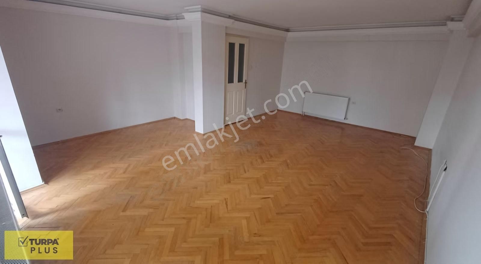 Yeşilyurt Delta Kolleji Doğalgazlı Açık Otoparklı Kiralık Daire