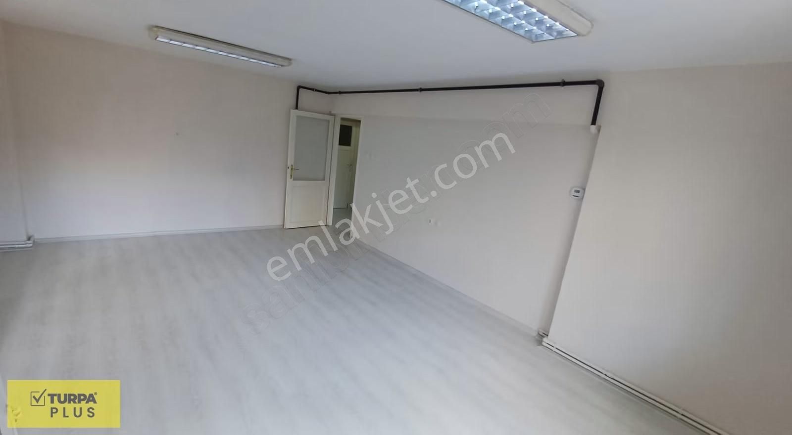 Yeşilyurt Devlet Hastanesi Paraleli Asansörlü Kiralık Daire 3+1 - Görsel 14