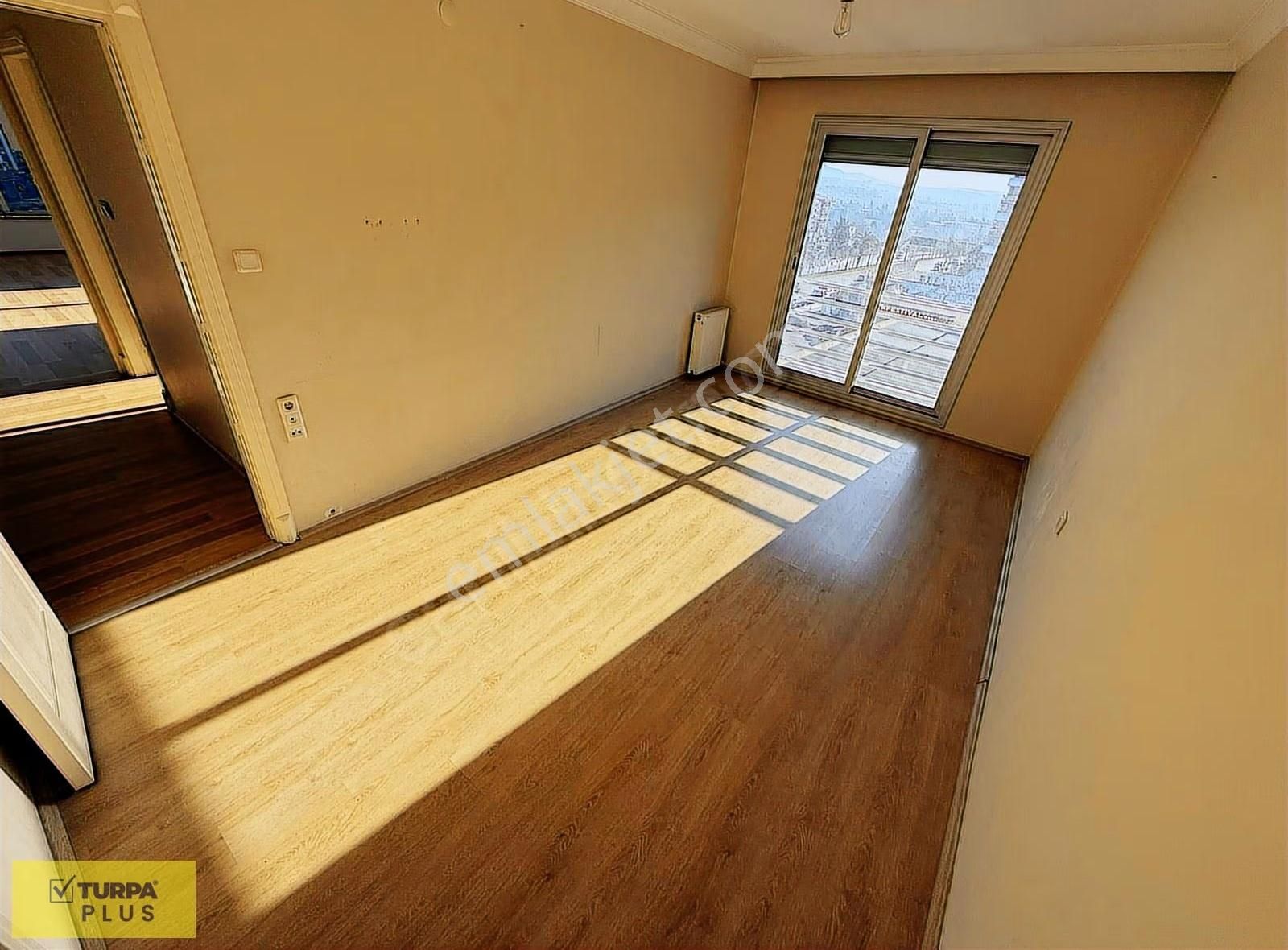 Üçyol Metro Ve Egepol Hastanesi Yakını Kiralık 3+1 Daire - Görsel 8