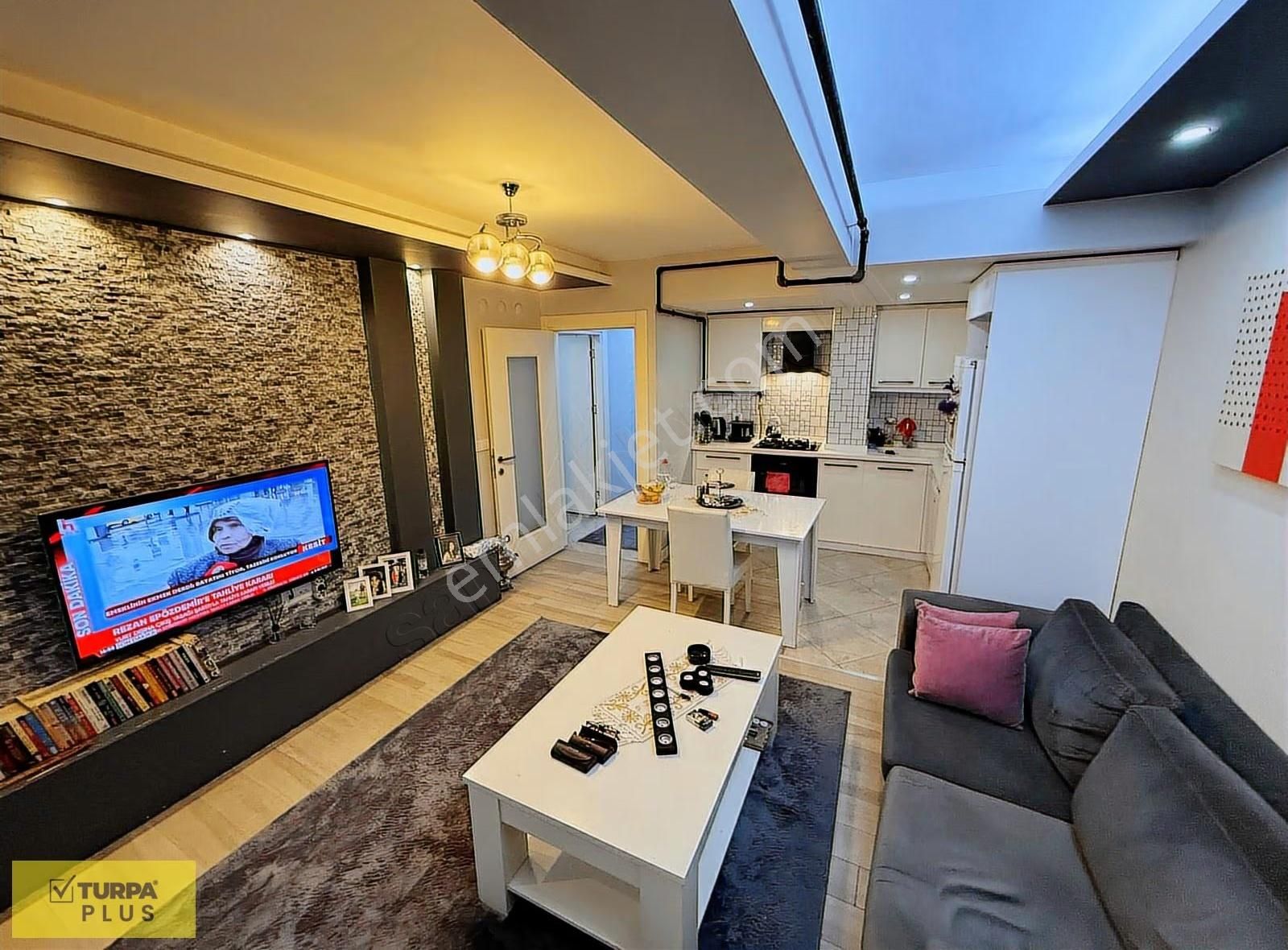 Yeşilyurt Üzümcü Okulu Yakını 3+1 Doğalgazlı Satılık Masrafsız