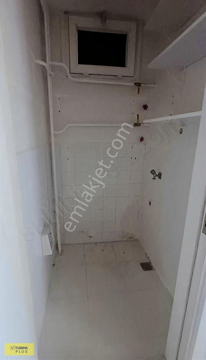 Üçyol Metro Bahçelievler Asansörlü Otoparklı Kiralık Daire - Görsel 31