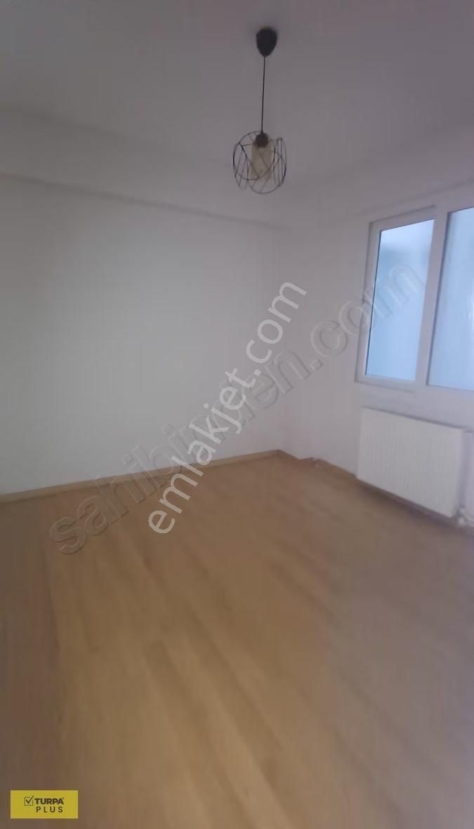 Üçyol Metro Bahçelievler Asansörlü Otoparklı Kiralık Daire - Görsel 3