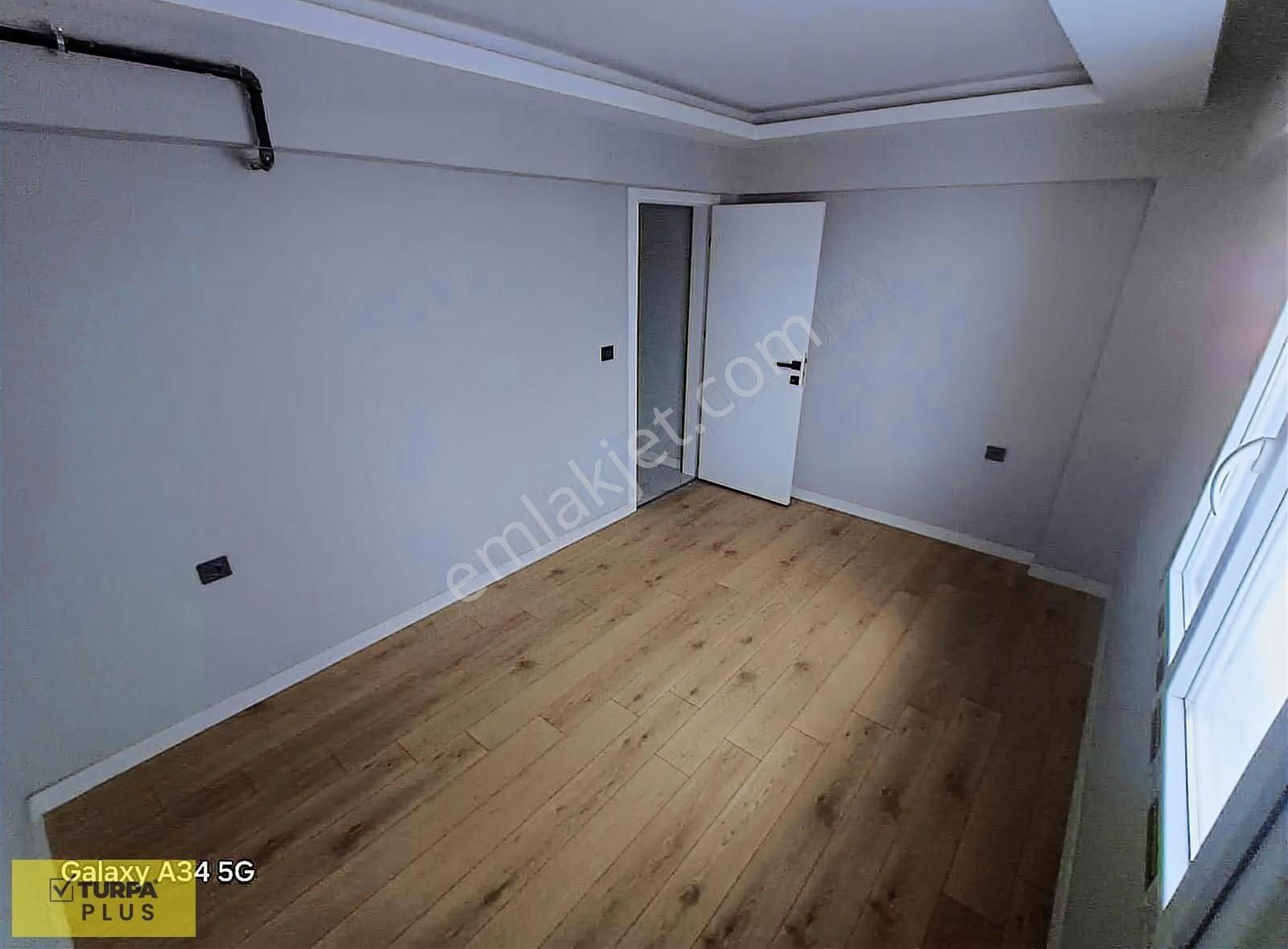 Esenyalı Göztepe Metro Yakını Doğalgazlı Arakat Kiralık Daire - Görsel 18