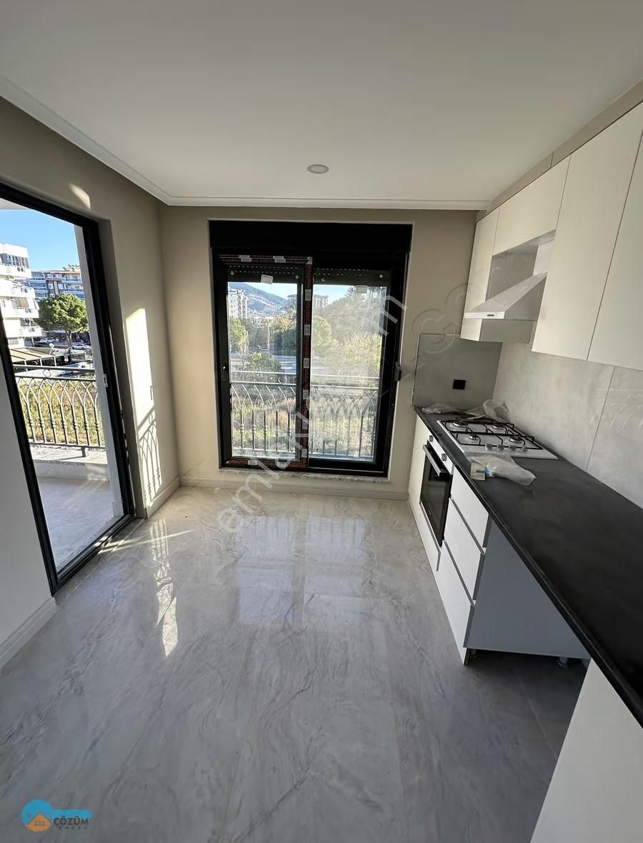 Deniz Yolunda Harika Konumda 2+1 Dublex Sıfır Daire - Görsel 13