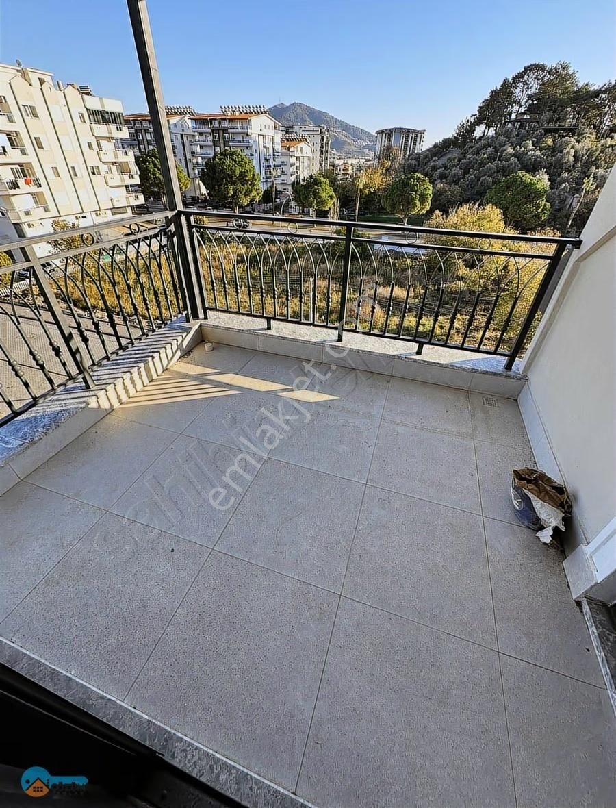 Deniz Yolunda Harika Konumda 2+1 Dublex Sıfır Daire - Görsel 5