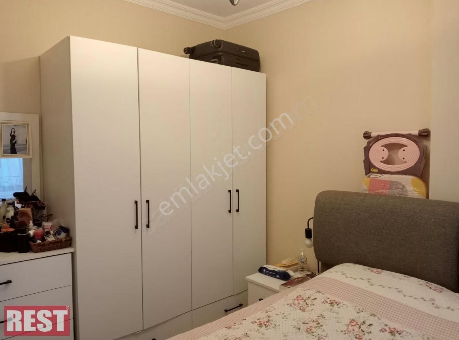 Sıfır Tadilatıli Merkezi Konumda Acil Satılık Daire - Görsel 5