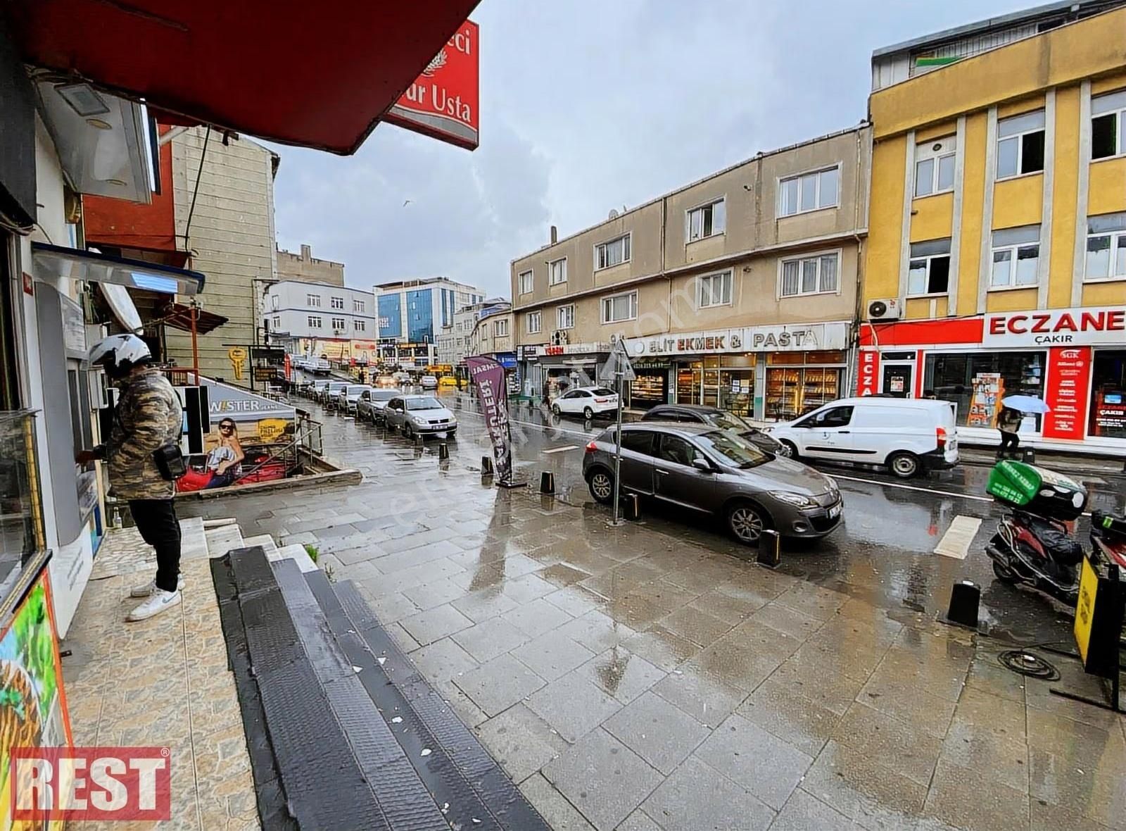 Cadde Üzerinde Devirli Tekel Bayi - Görsel 6