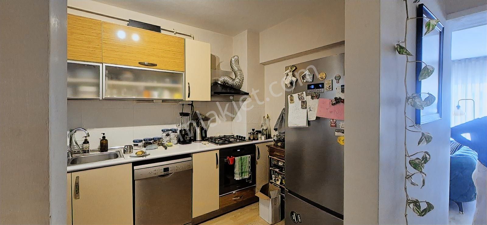 Bostanlı Hüseyin Yurttaş Sokakta 3+1 Kiralık Daire - Görsel 13
