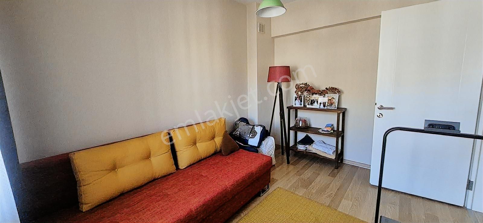 Bostanlı Hüseyin Yurttaş Sokakta 3+1 Kiralık Daire - Görsel 17