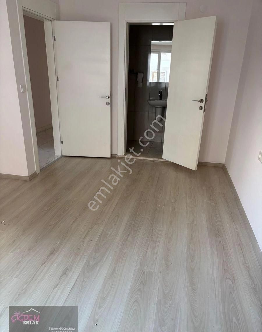 Bergama-fatih Mahallesinde, Geniş 3+1,kiralık - Görsel 24