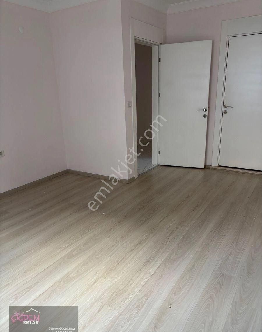 Bergama-fatih Mahallesinde, Geniş 3+1,kiralık - Görsel 17