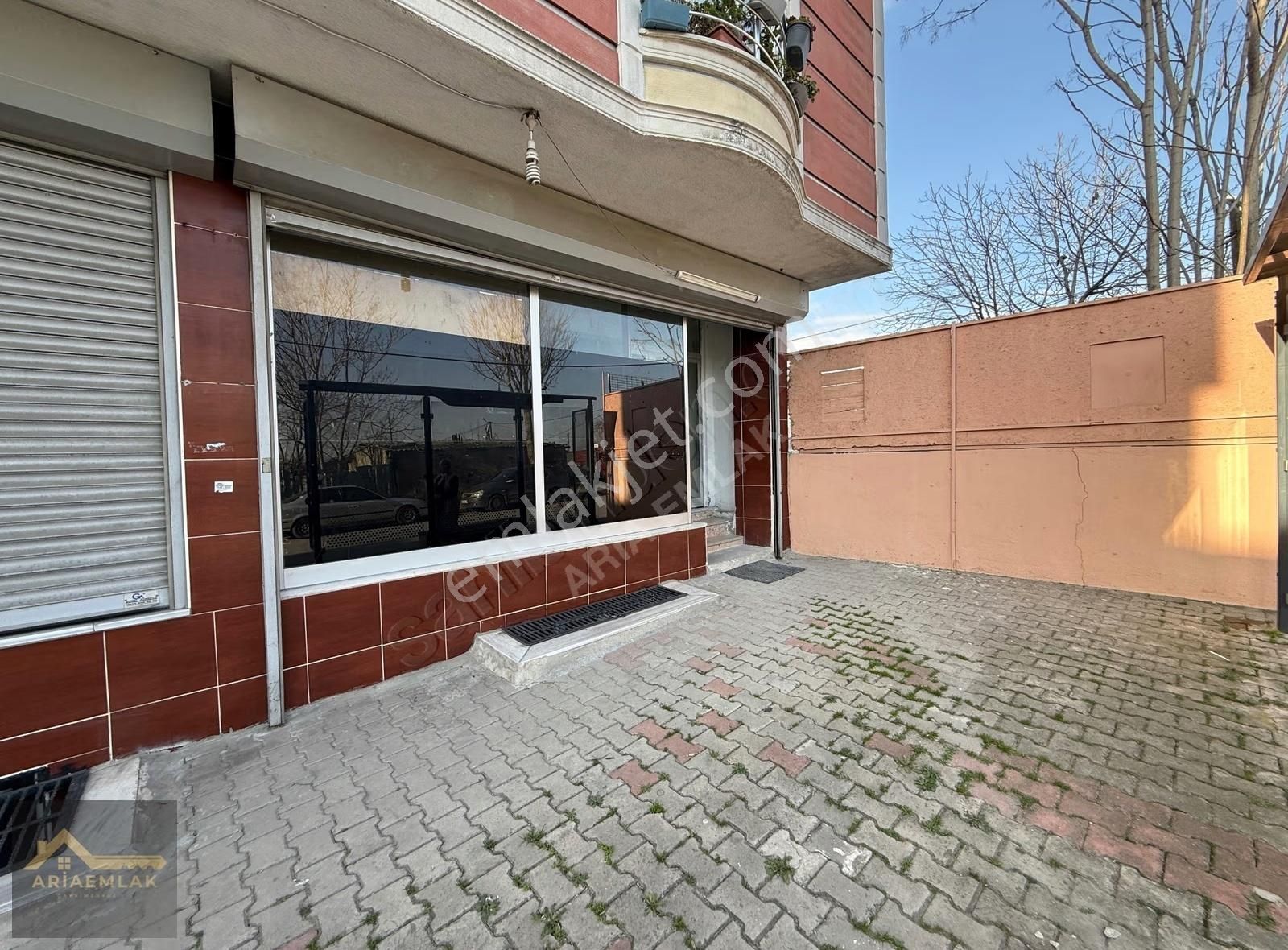 Aria Emlak'dan Çift Katlı Kiralık Köşe Bina Ana Yol Üstü Dükkan - Görsel 11