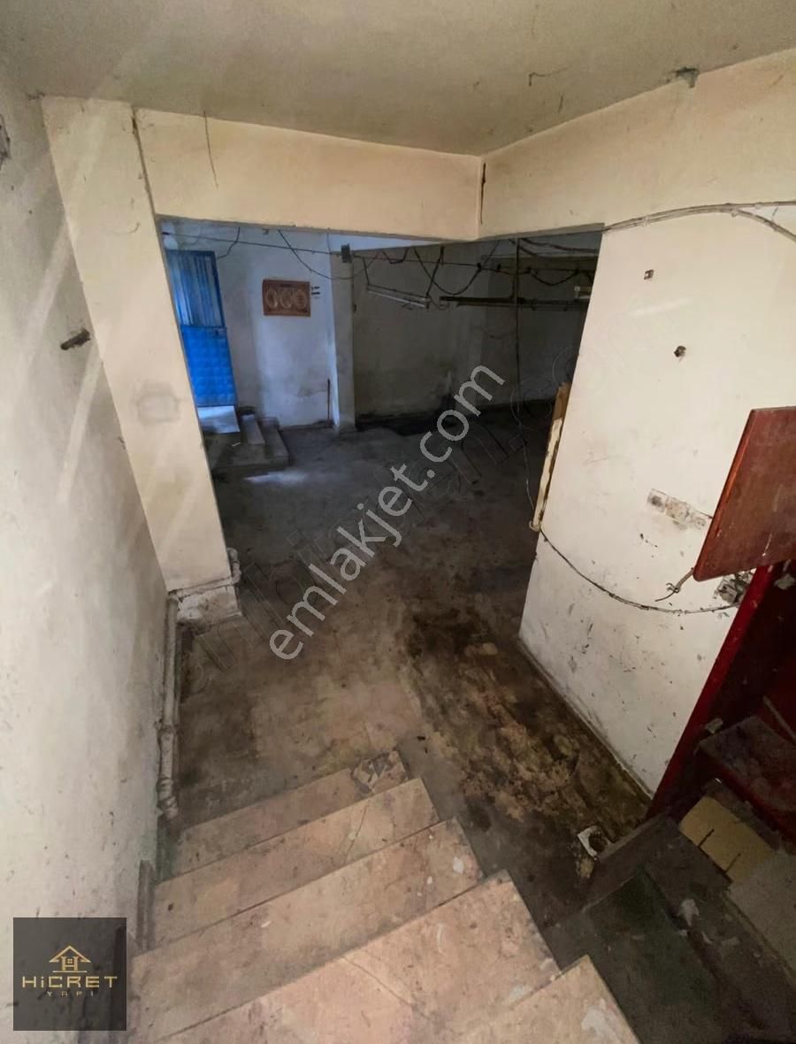 Hicret'den U.mumcu Mh. Caddeye Yakın 100 M² Kiralık Dükkan - Görsel 6