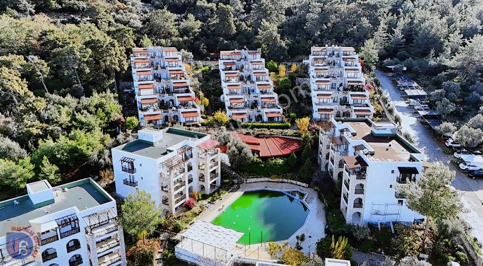 Akbük'te Satılık Bahçeli Tek Kat 2+1 Deniz Manzaları Daire