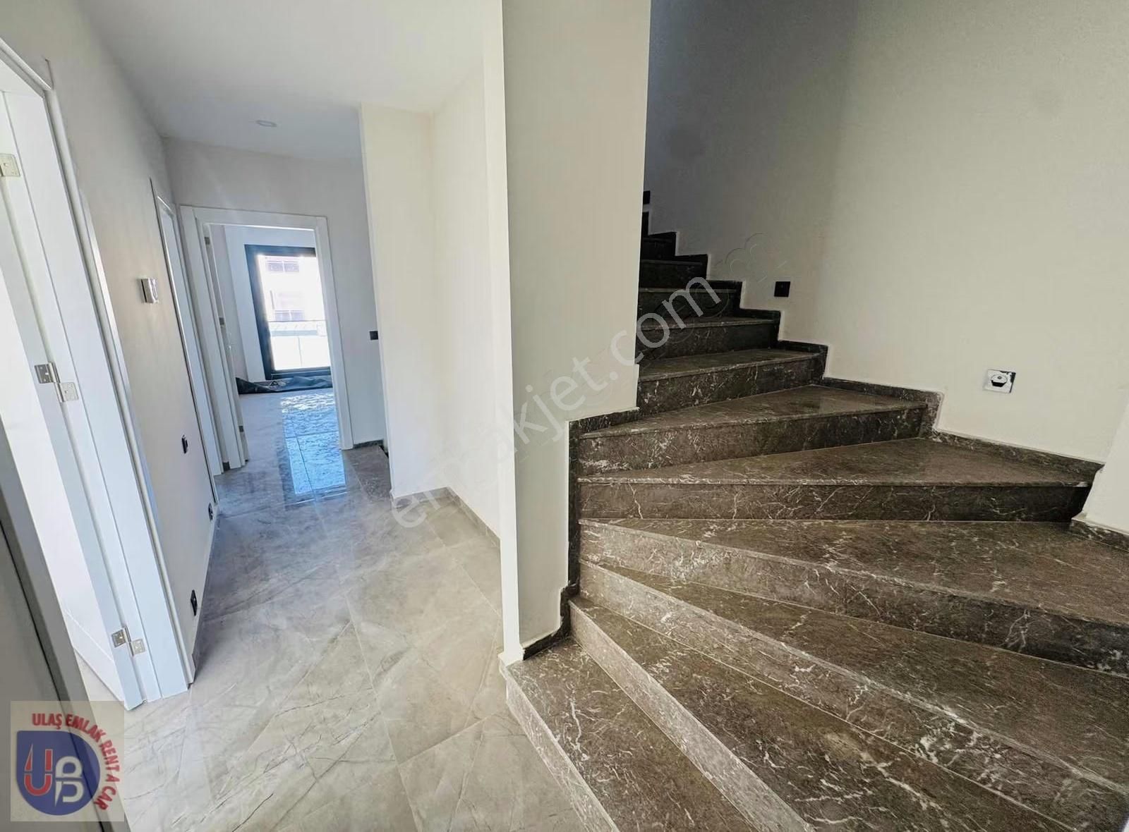 Didim Akbük Merkezde 4+1 Denize Yürüme Mesafesinde Villa - Görsel 17