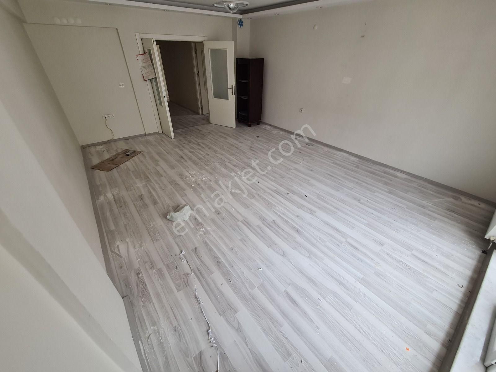 Murat Çobanoğlu Bulvarı Paraleli Emsalsiz Genişlikte Kiralık 3+1 - Görsel 10