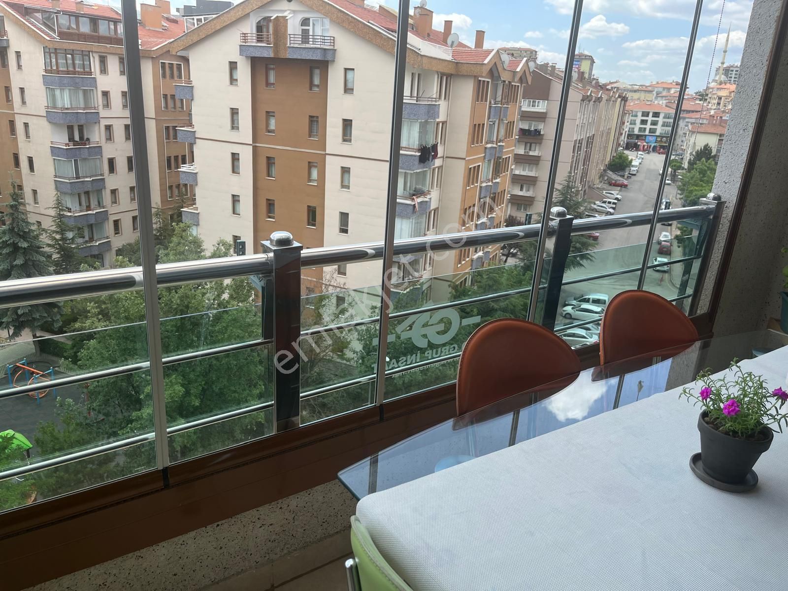 Pursaklar Mehmet Zengin Emlak'tan Otoparklı Çift Banyolu 7.kat 3+1 Ultra Lüks Sitede - Görsel 12