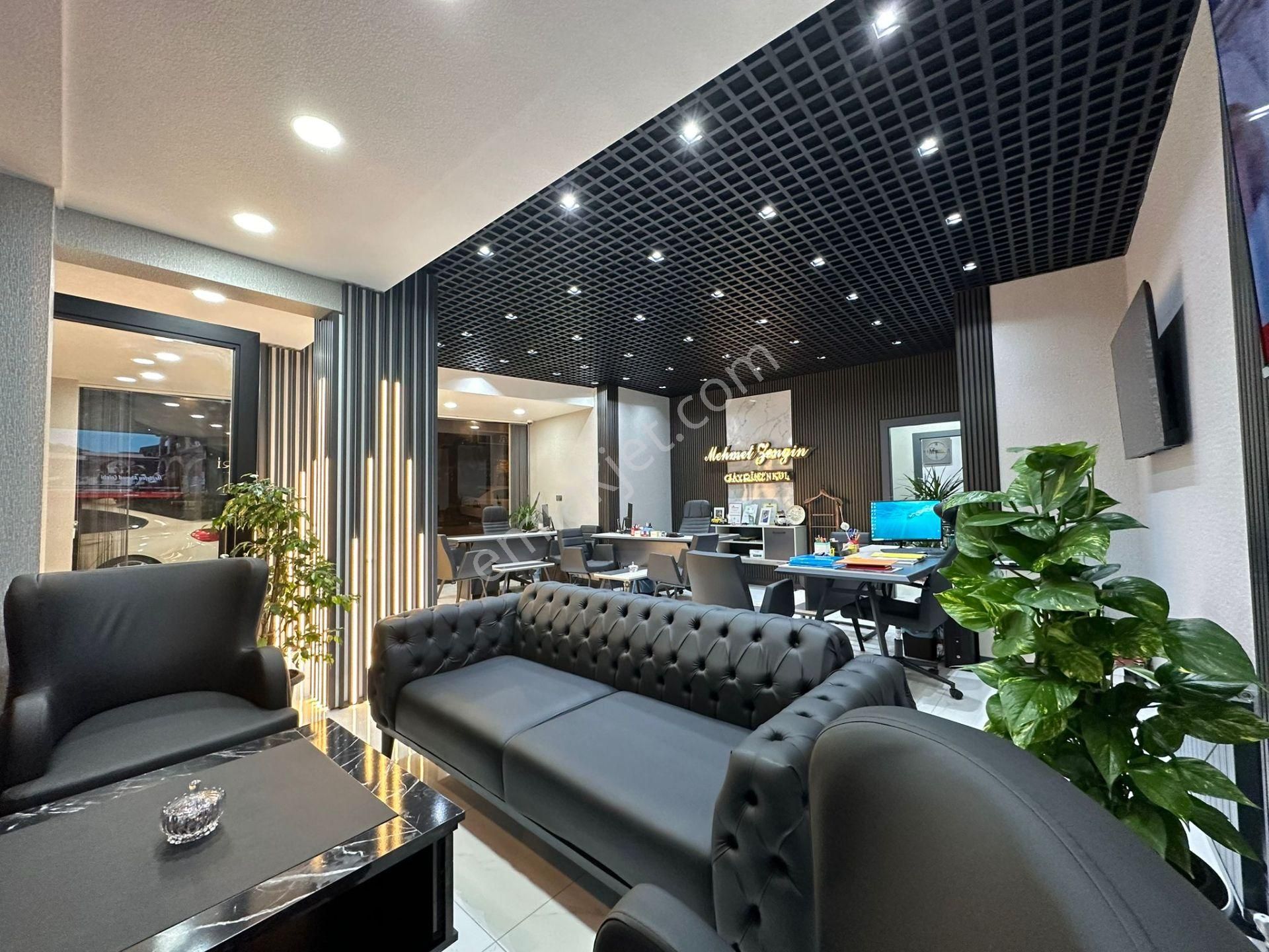 Pursakların En Güzel Yerde!!! Mehmet Zengin'den Bahçeli Villa 3 Kat 5+2 3 Banyo Şık Modern - Görsel 37