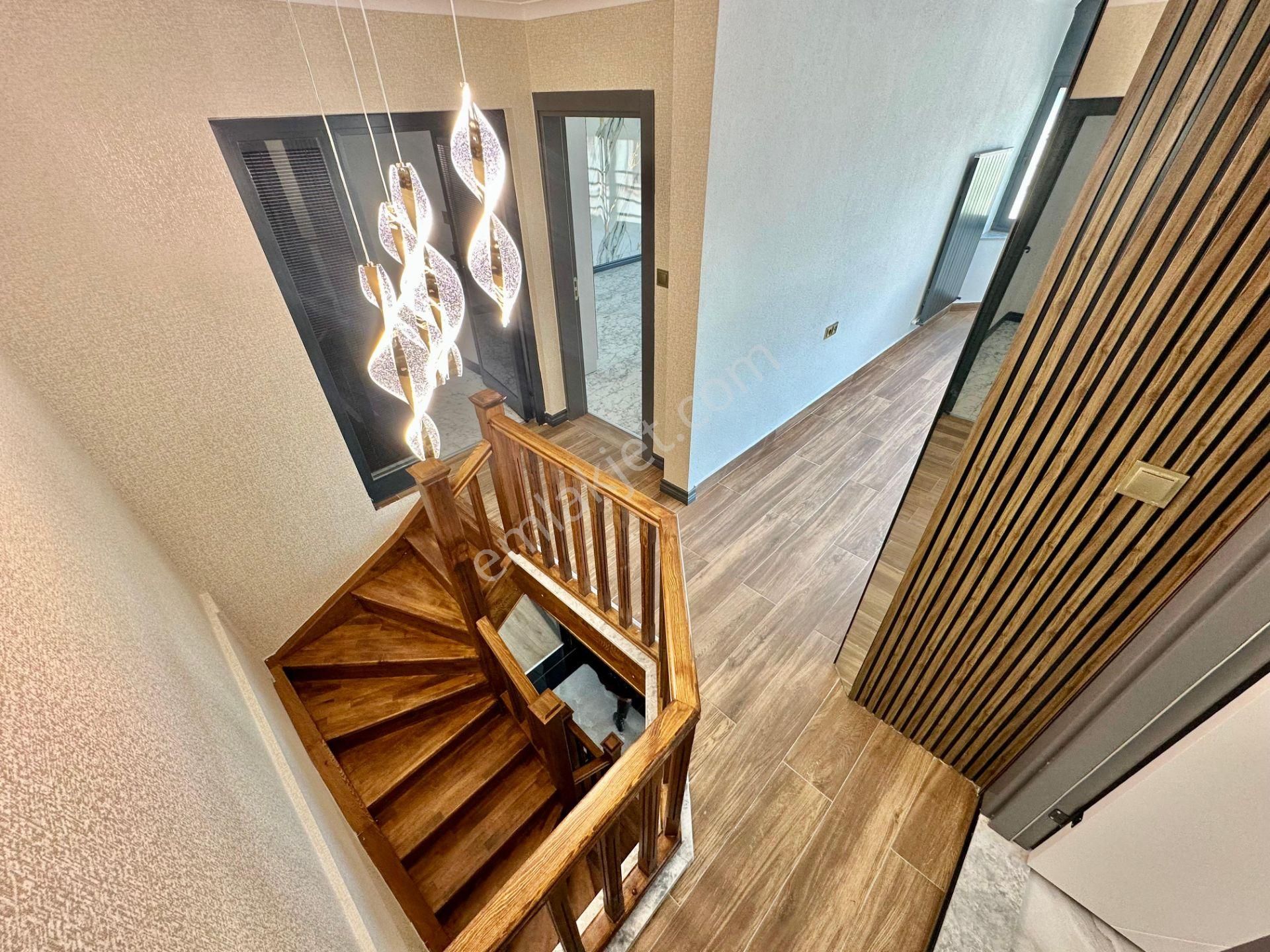 ꧁ay Emlaktan꧂akçay Yenimahallede Kordona Komşu Denize Sadece 50 Mt Muhteşem Ötesi Satılık Lüx Villa - Görsel 20