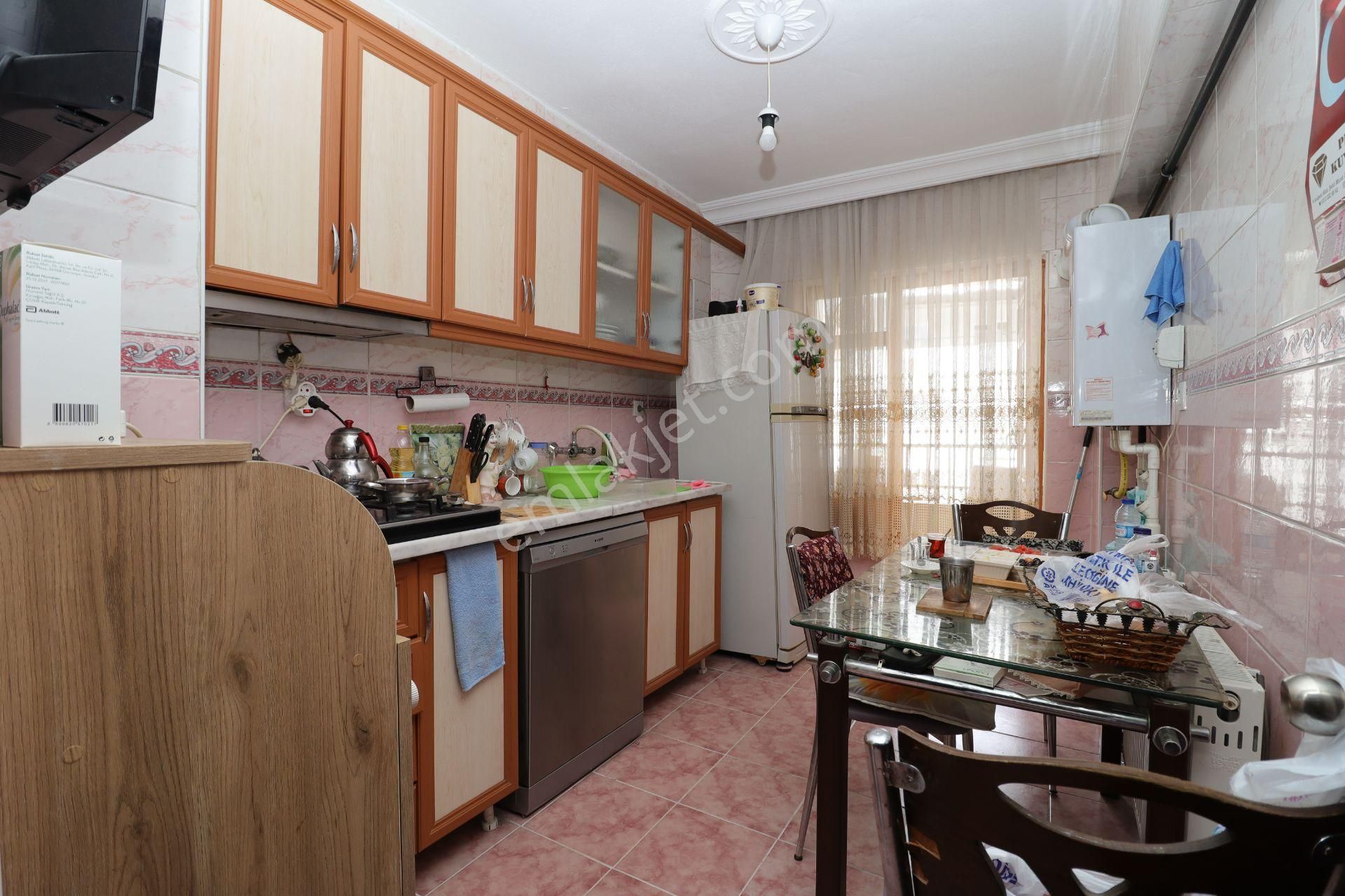 Akif'ten Elvankent Topçu'da Katta Ön Cephe Geniş 2+1 Satılık Daire - Görsel 5